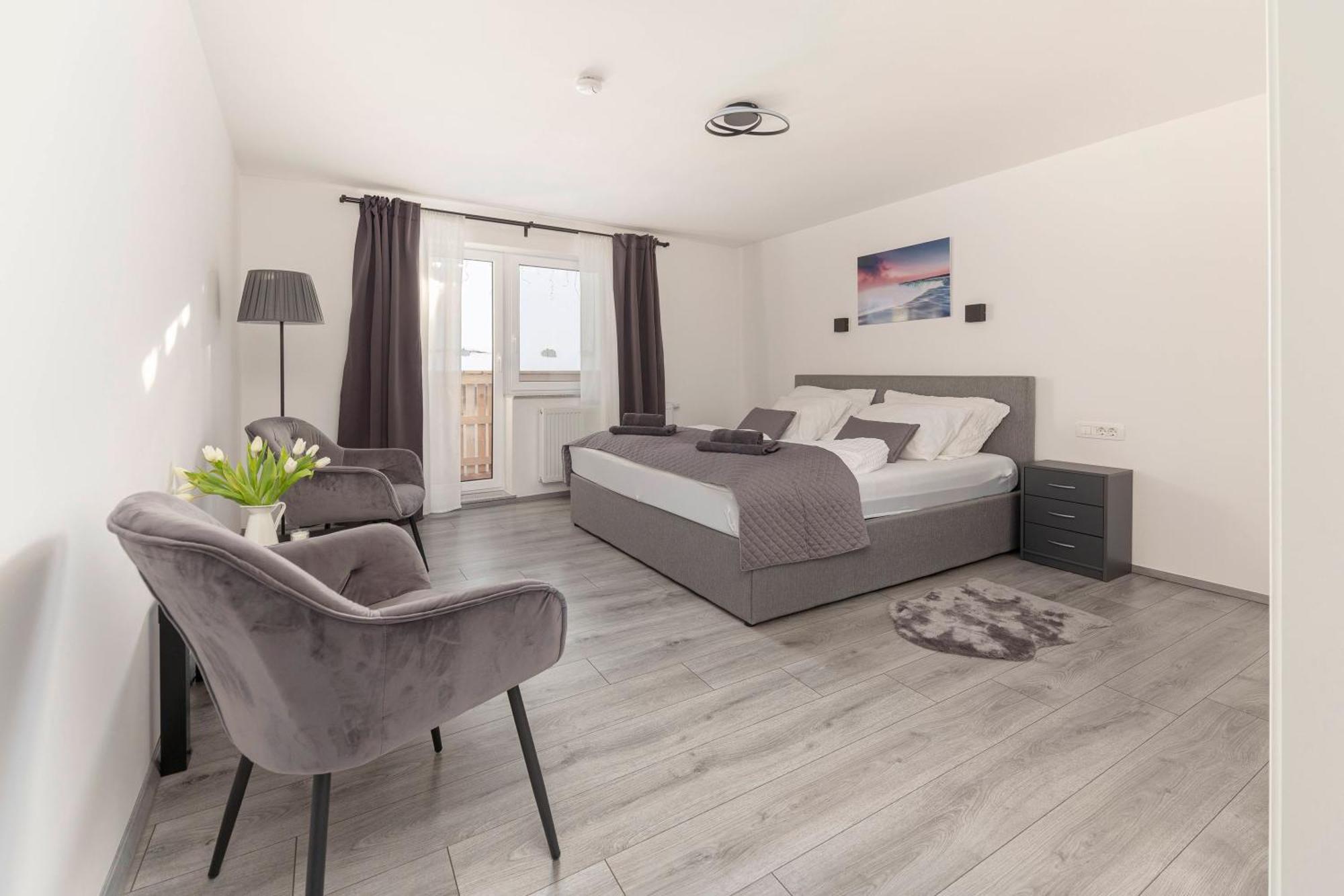 Deluxe Apartments 55 크라니스카고라 외부 사진